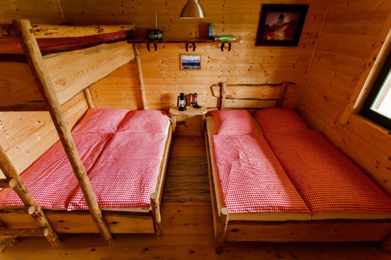 Horse Lake Ranch Neuendorf  Экстерьер фото