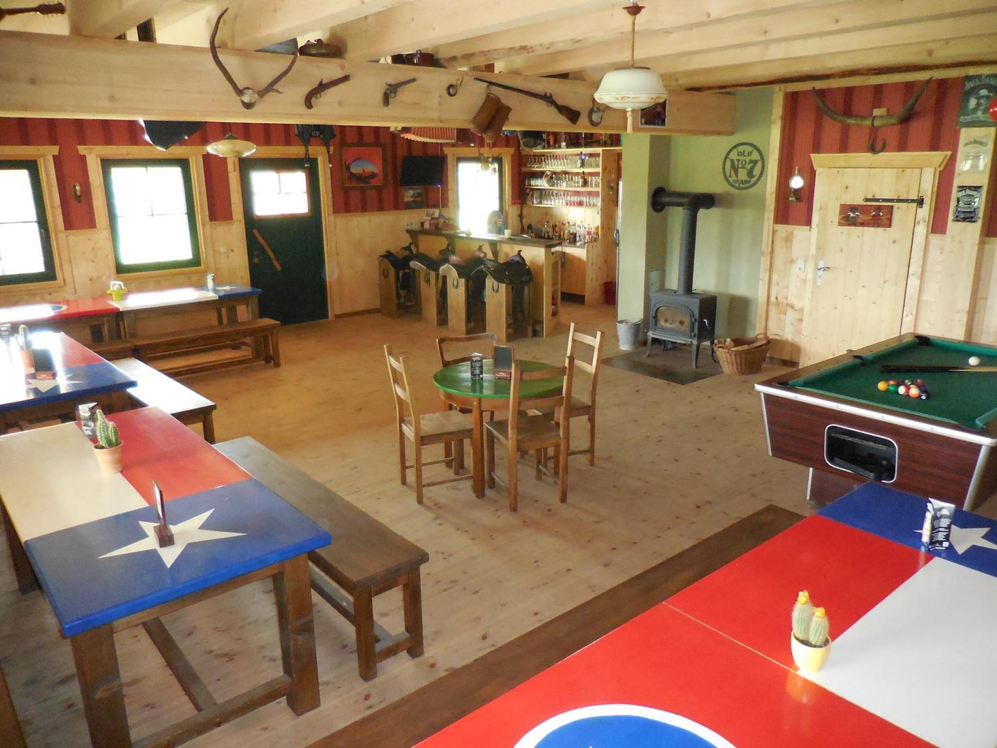 Horse Lake Ranch Neuendorf  Экстерьер фото